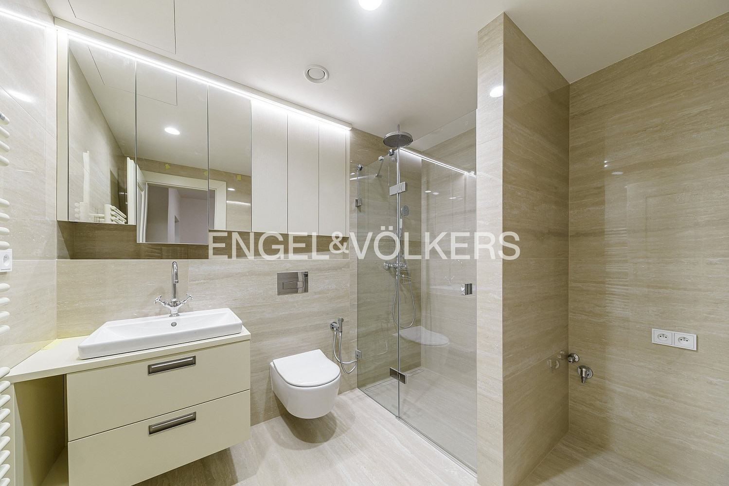 Pronájem bytu 2+kk 44 m² – fotografie 5