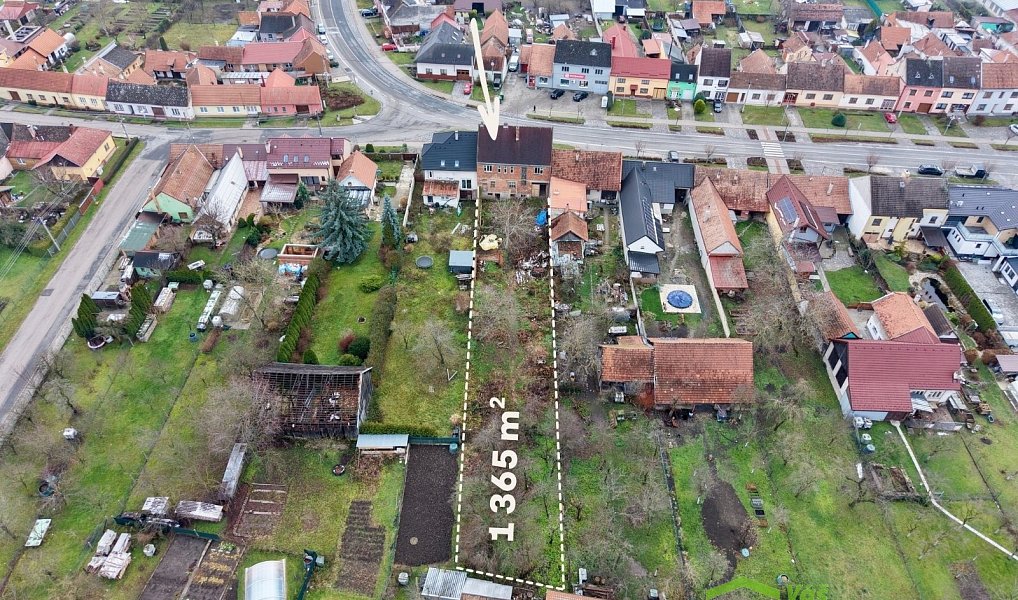 Prodej domu 205 m² s pozemkem 1 350 m², Bánov – náhled fotky 2