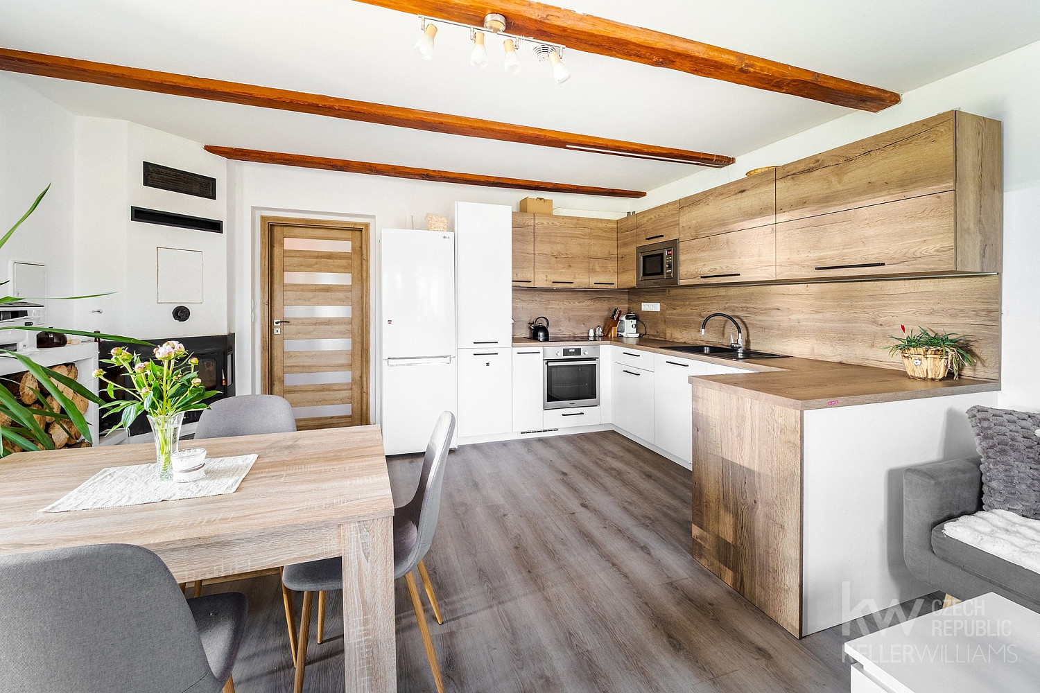 Prodej domu 128 m² s pozemkem 783 m² — photo 2