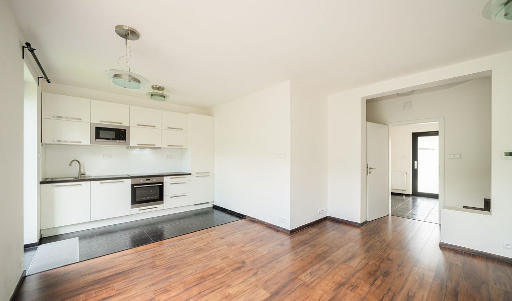 Pronájem domu 110 m² s pozemkem 196 m², Praha – náhled fotky 5