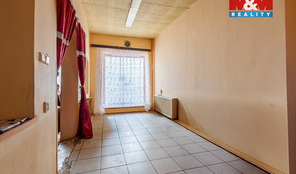 Prodej domu 258 m² s pozemkem 258 m², Šluknov – náhled fotky 3