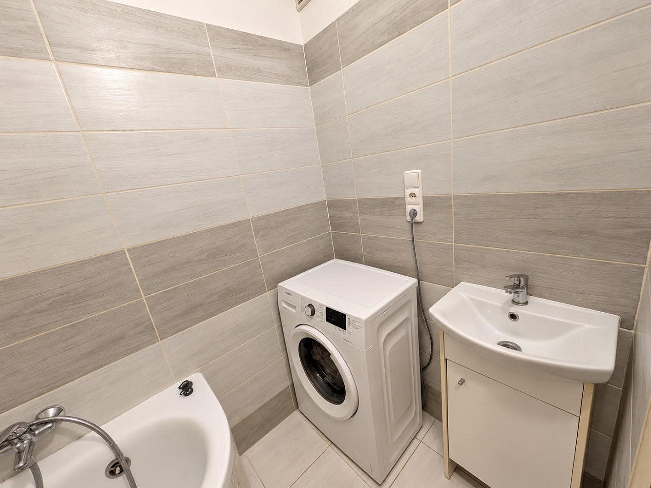 Pronájem bytu 2+kk 59 m² – fotografie 4