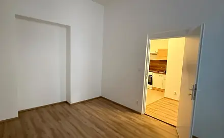 Pronájem bytu 1+1 39 m², Jugoslávská, Praha 2 - Vinohrady