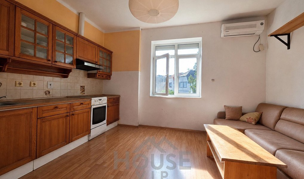 Prodej domu 275 m² s pozemkem 739 m², Praha – náhled fotky 33
