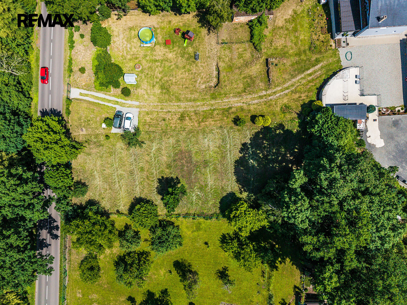 Prodej stavebního pozemku 1 306 m² – pohled 4