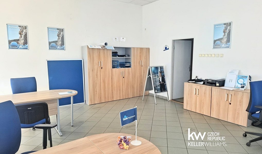 Pronájem obchodních prostor 110 m², Teplice – náhled fotky 11