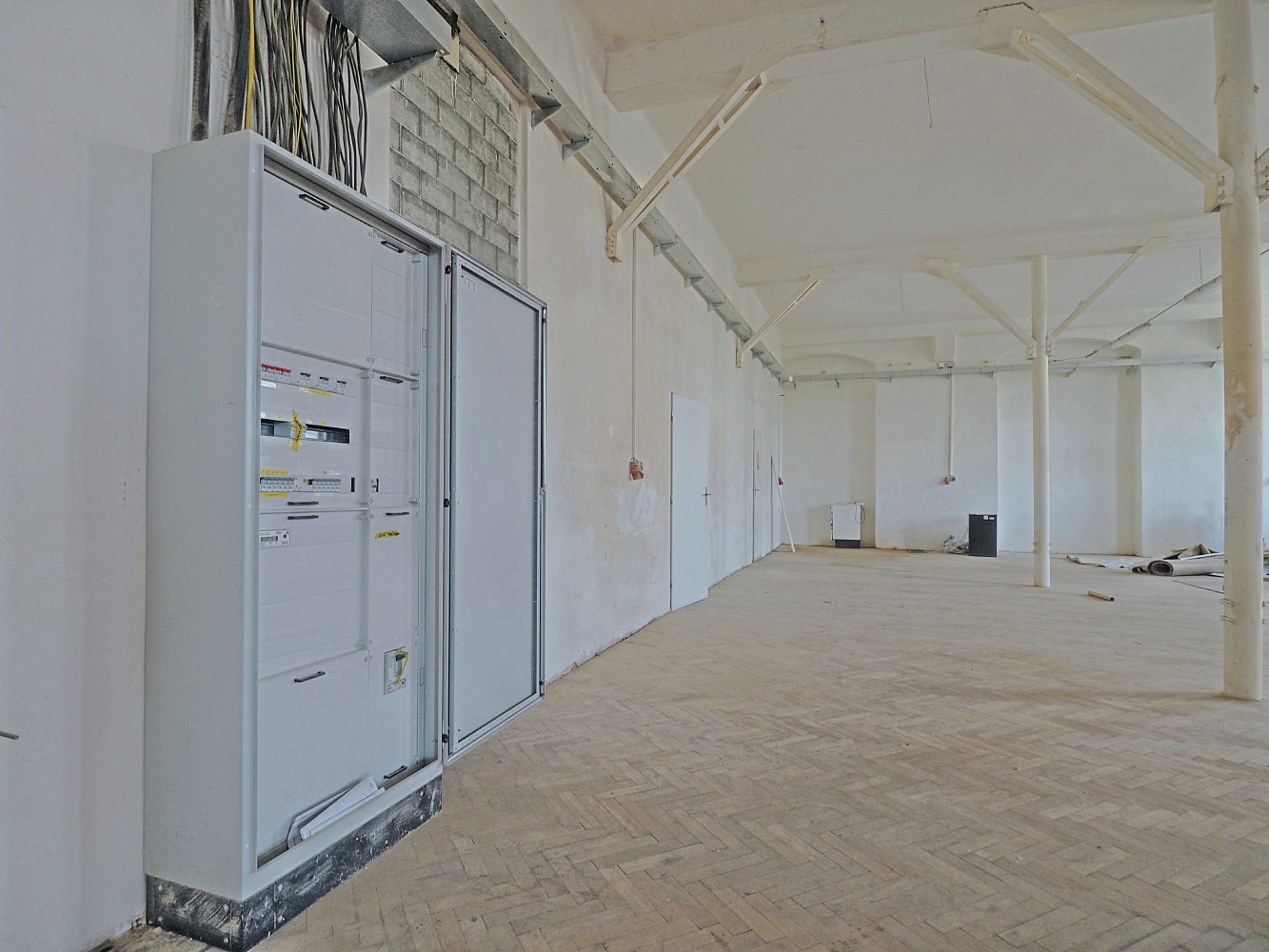 Prodej kanceláře 5 000 m² – pohled 6