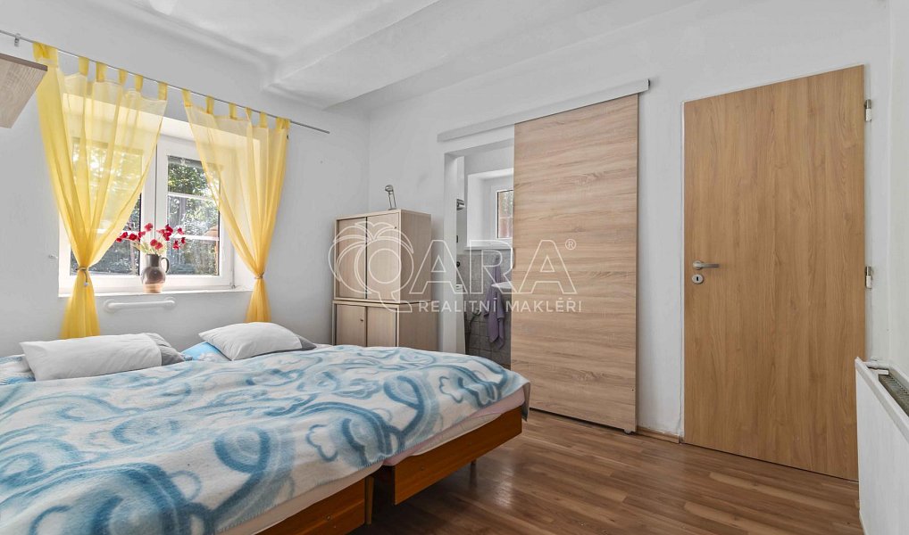Prodej domu 244 m² s pozemkem 1 821 m², Roztoky – náhled fotky 17
