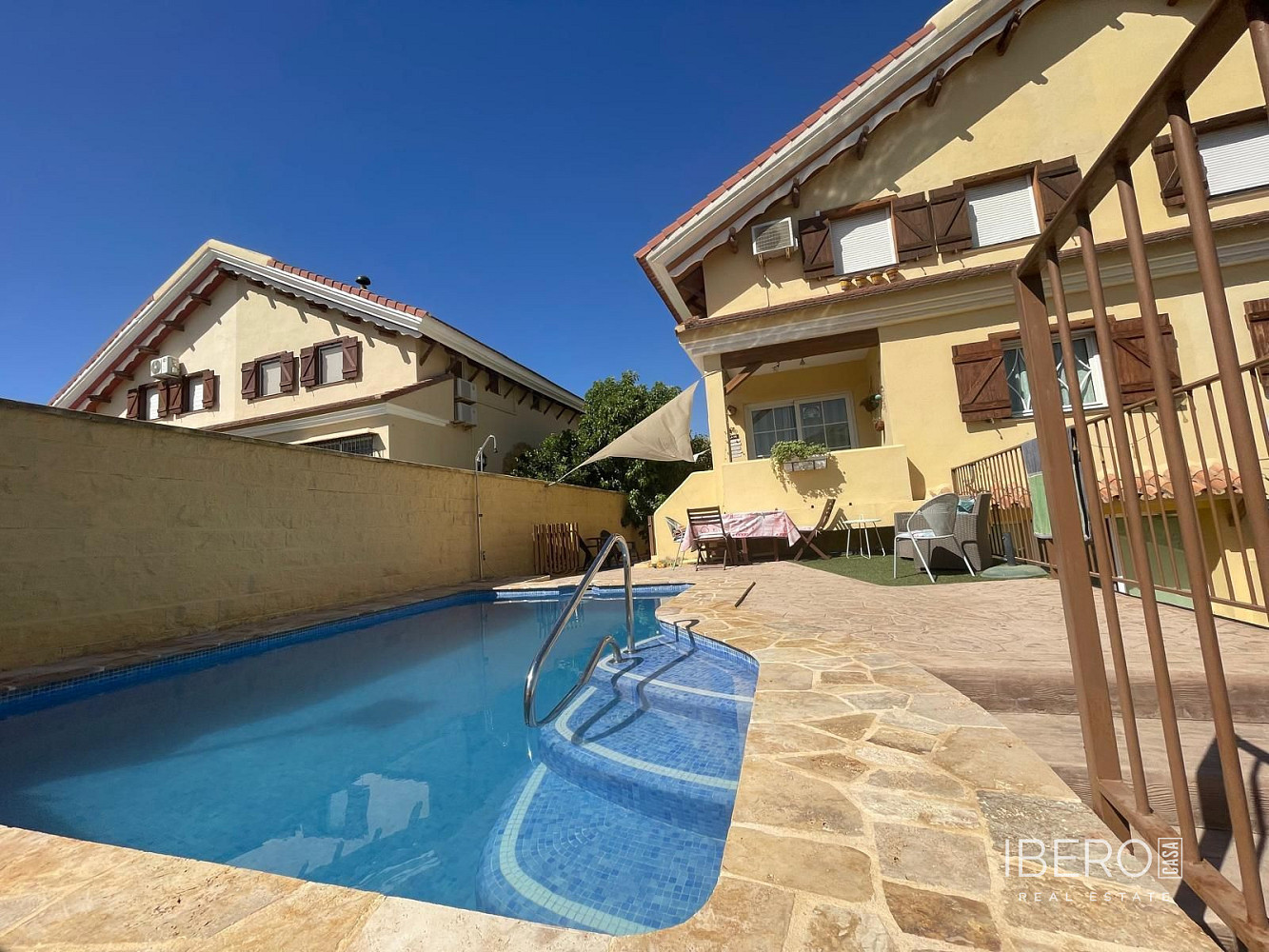 Prodej domu 253 m² s pozemkem 253 m², Alhaurín de la Torre