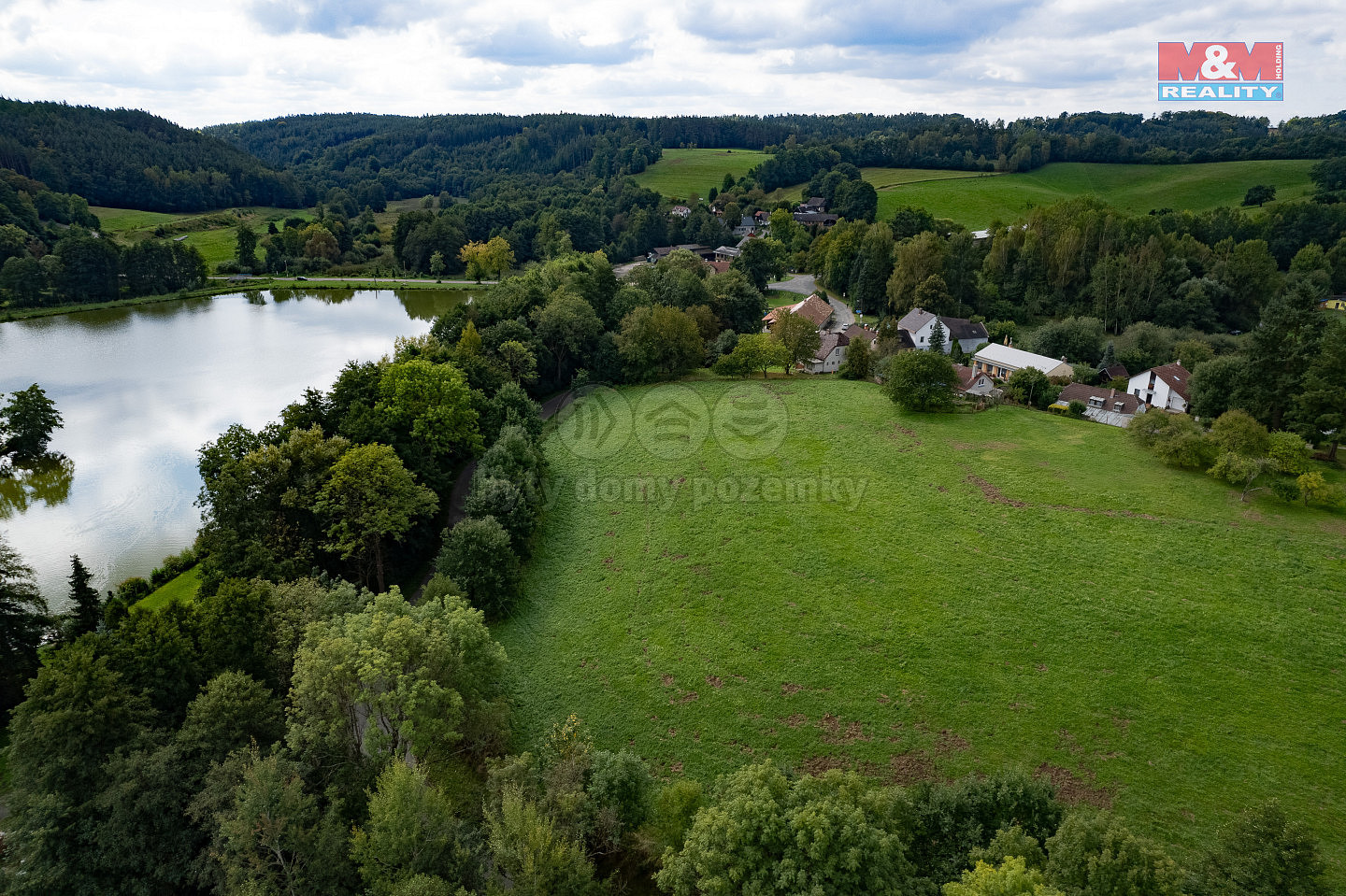 Prodej stavebního pozemku 6 533 m² – pohled 4