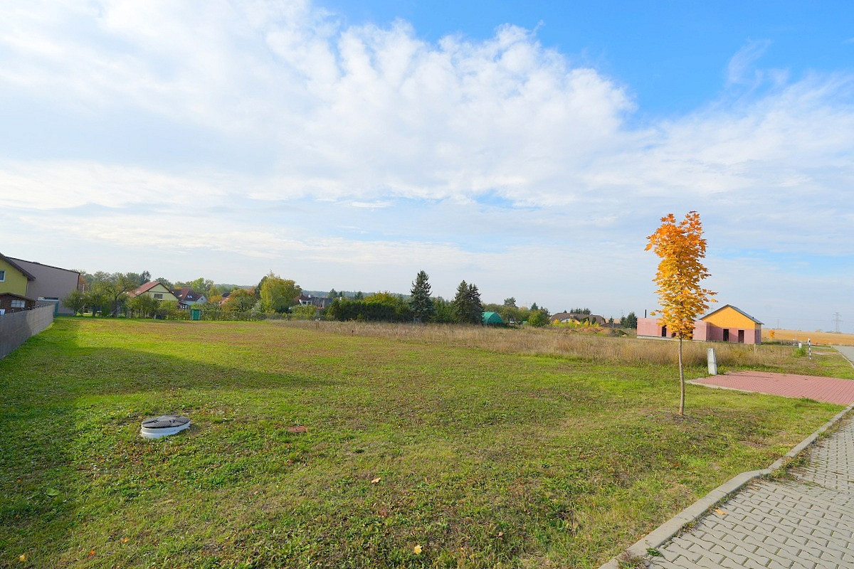 Prodej stavebního pozemku 1 283 m²