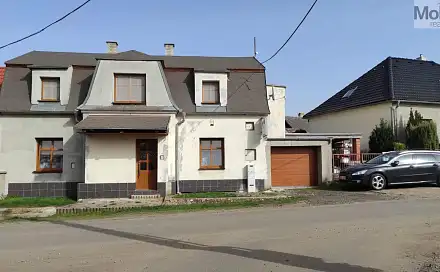 Prodej domu 240 m² s pozemkem 880 m², Chbany - Vadkovice, okres Chomutov