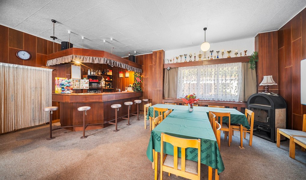 Prodej ubytovacího objektu 1 644 m², Krásná Hora – náhled fotky 15