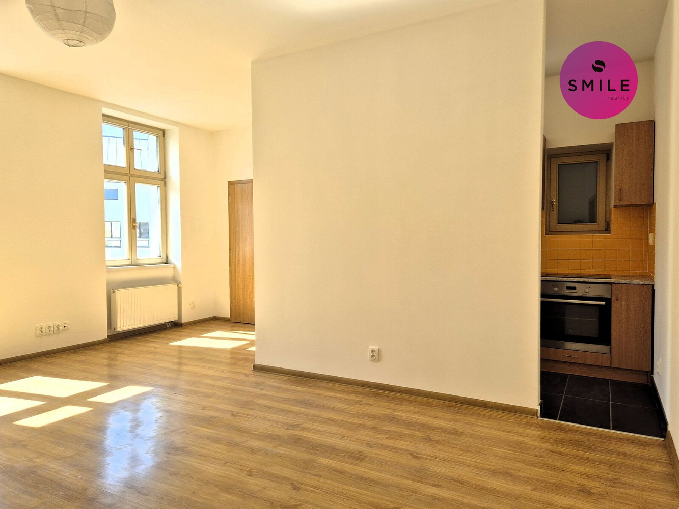 Pronájem bytu 4+kk 101 m² – fotografie 2