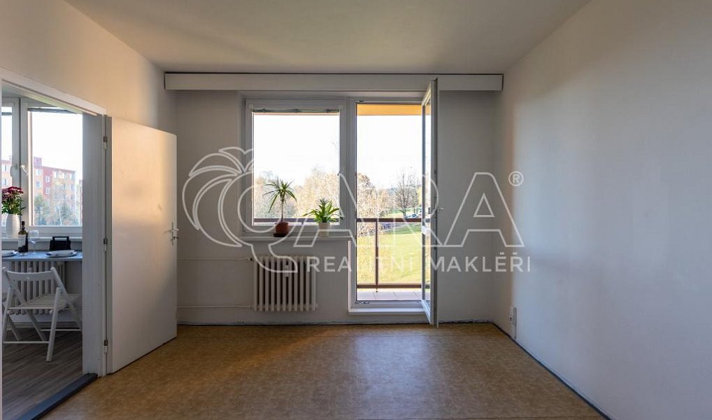 Pronájem bytu 3+1 64 m², Rožnov pod Radhoštěm – náhled fotky 2