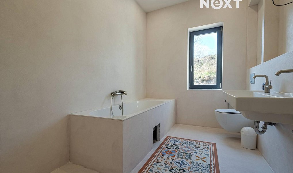 Prodej domu 160 m² s pozemkem 1 070 m², Tuhaň – náhled fotky 17