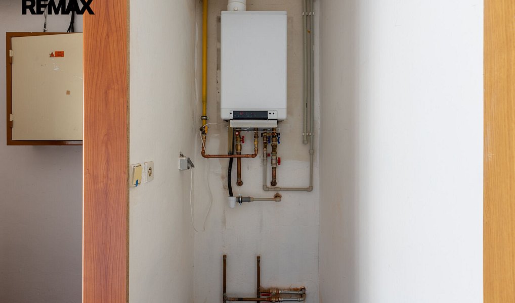 Prodej výrobních prostor 1 161 m², Nechanice – náhled fotky 31