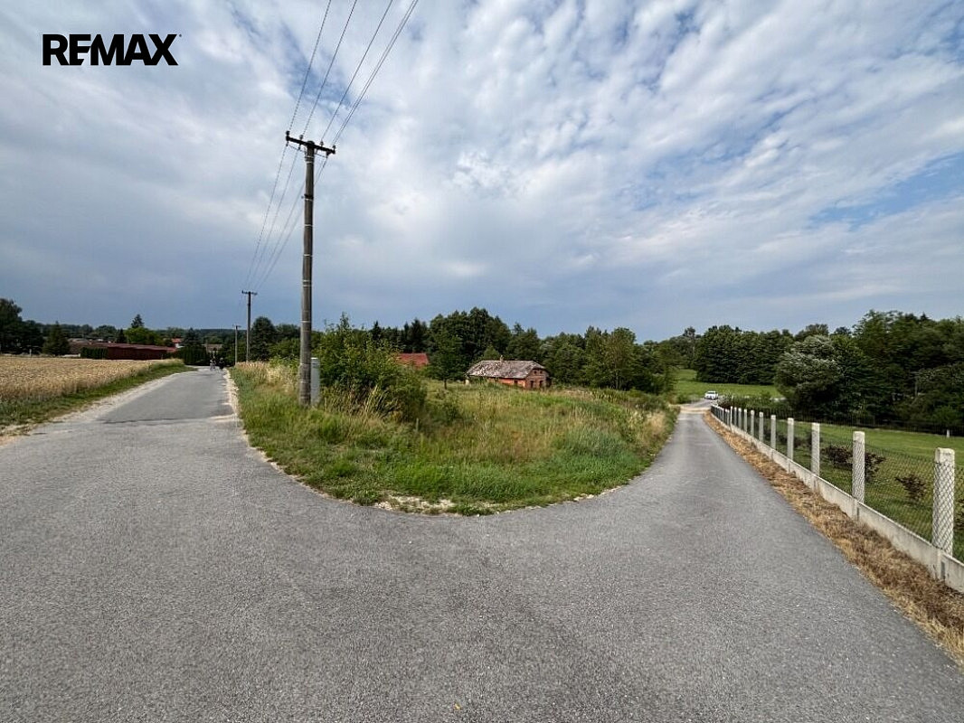 Prodej stavebního pozemku 1 244 m² – fotografie 5