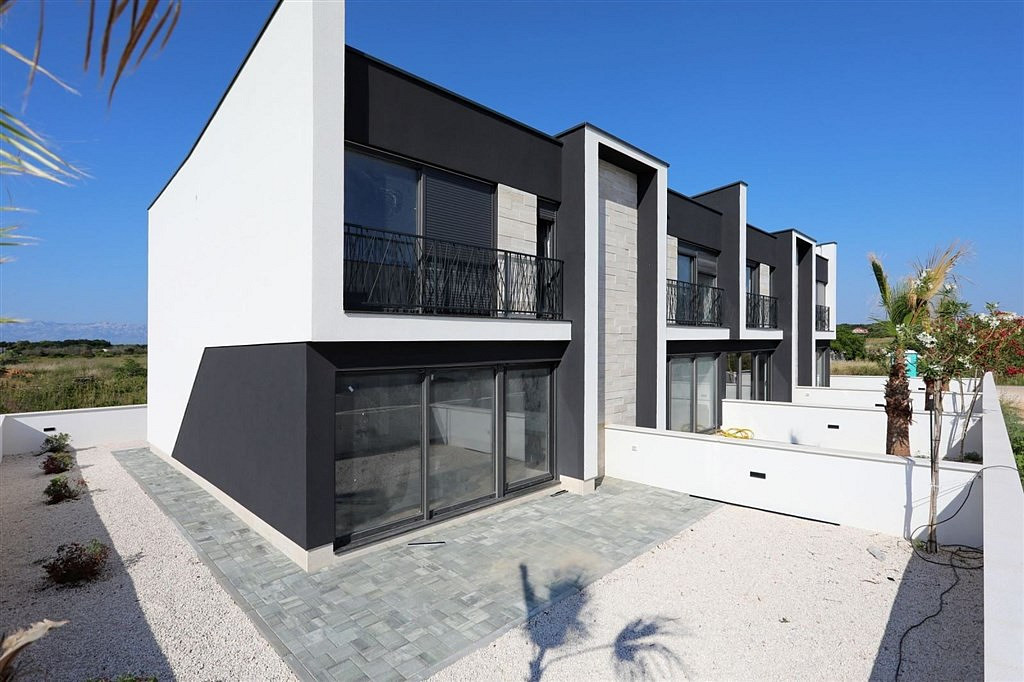 Prodej domu 99 m² s pozemkem 100 m² — photo 3
