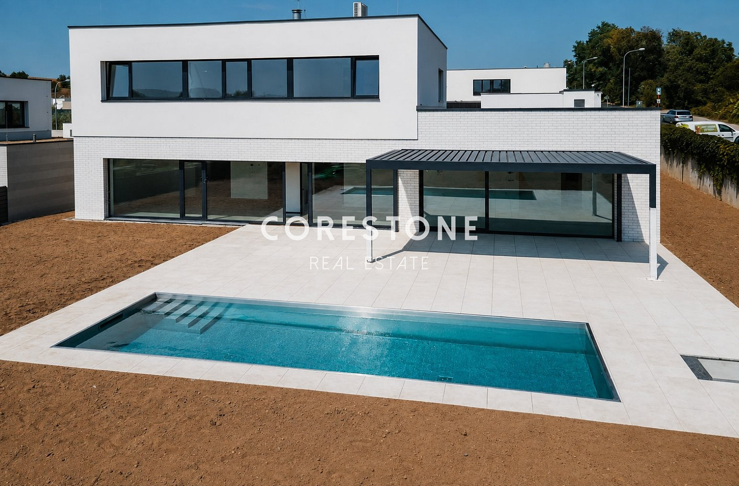 Prodej domu 310 m² s pozemkem 1 372 m²