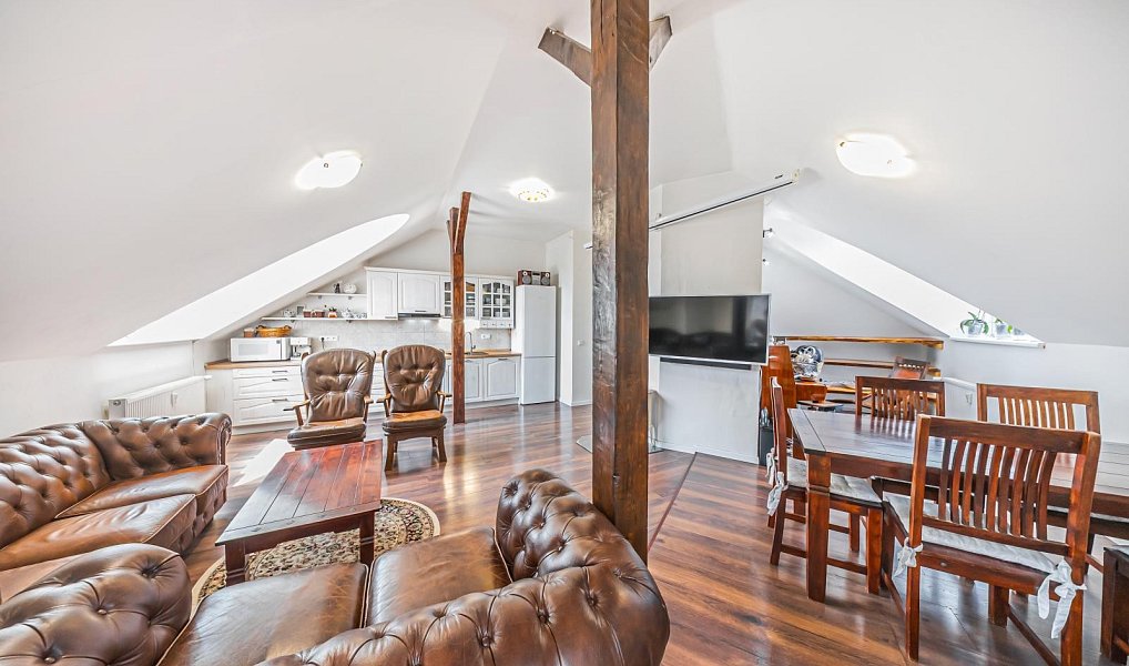 Prodej bytu 5+kk 117 m², Kladno – náhled fotky 4