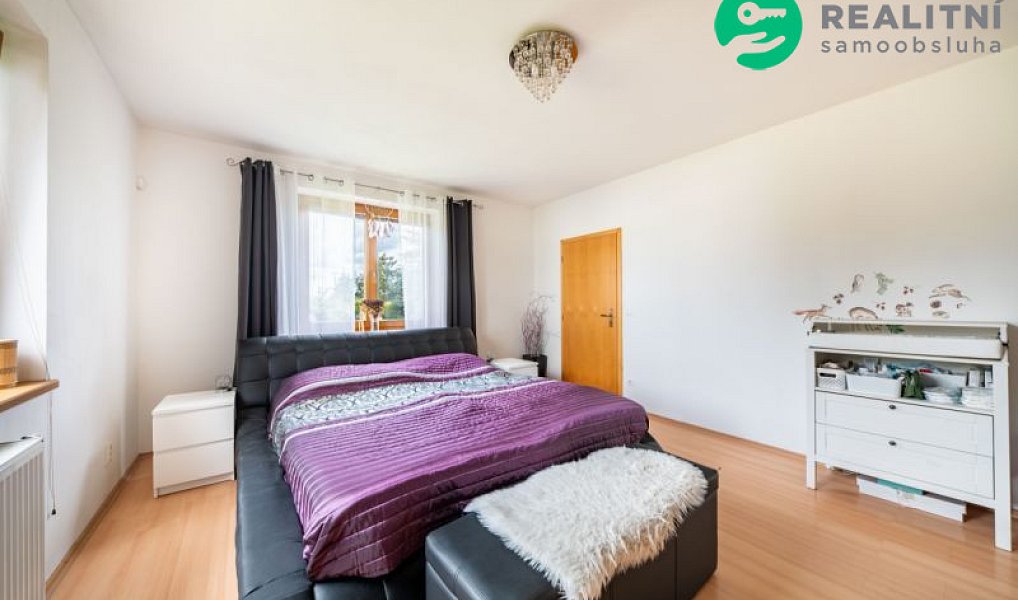 Prodej domu 257 m² s pozemkem 1 726 m², Tasovice – náhled fotky 13