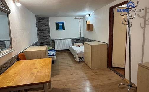 Pronájem pokoje 10 m², Sadová, Planá, okres Tachov