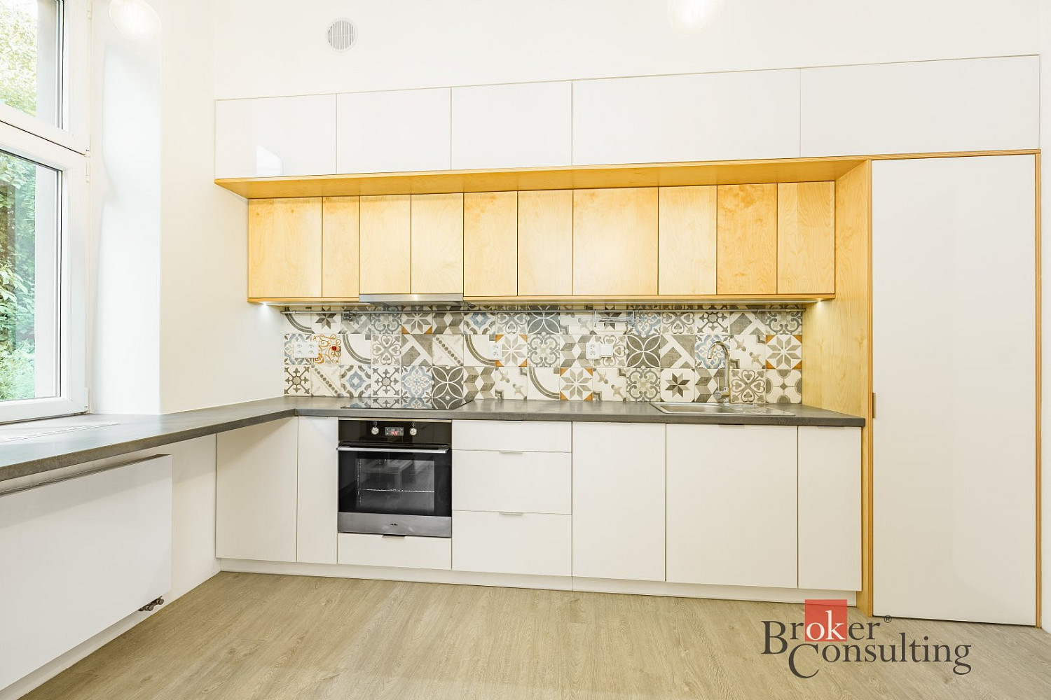 Pronájem bytu 2+1 74 m² – fotografie 2