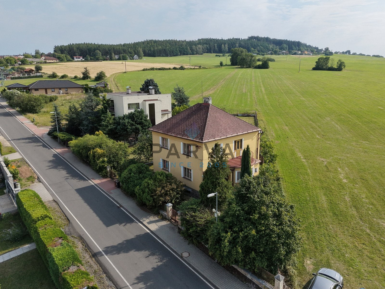 Prodej domu 212 m² s pozemkem 1 083 m² – fotografie 3