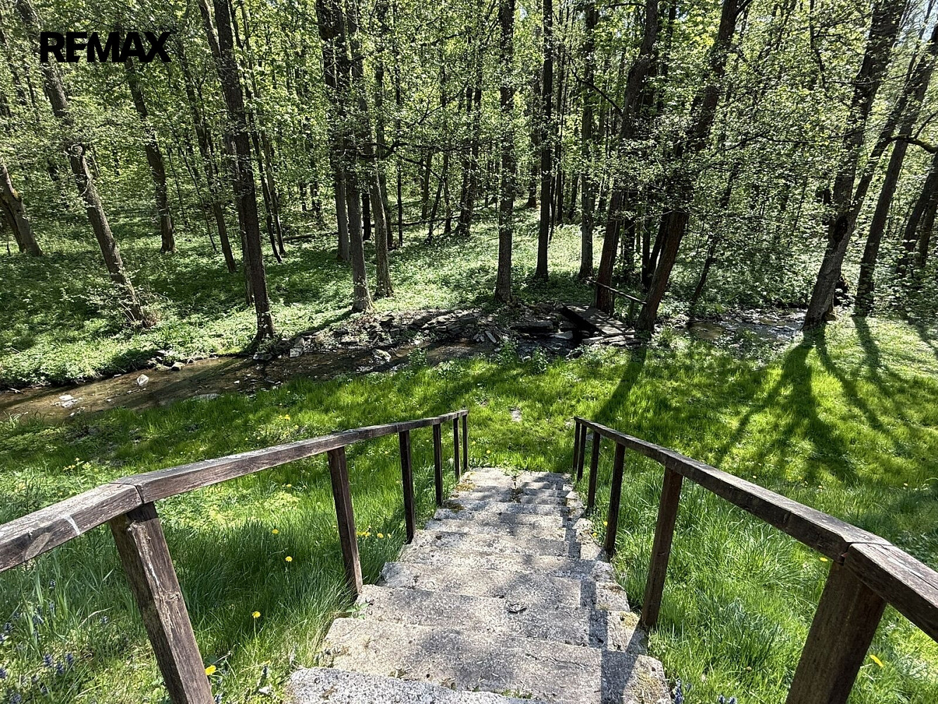 Prodej ubytovacího objektu 600 m² – fotografie 3