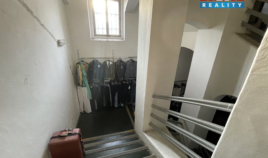 Prodej nájemního domu, činžáku 1 803 m², Podbořany – náhled fotky 4