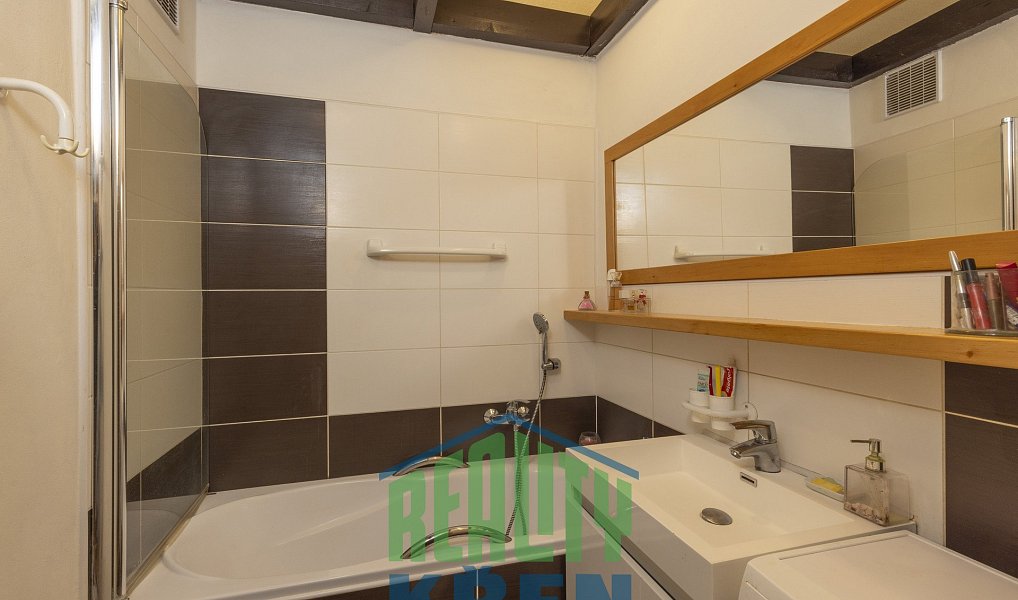 Prodej bytu 3+1 93 m², Praha – náhled fotky 20