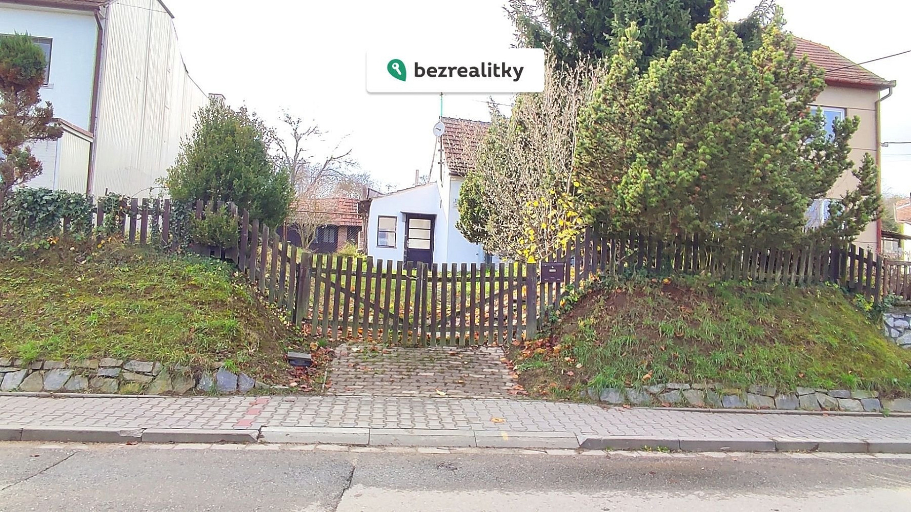 Prodej stavebního pozemku 1 186 m²