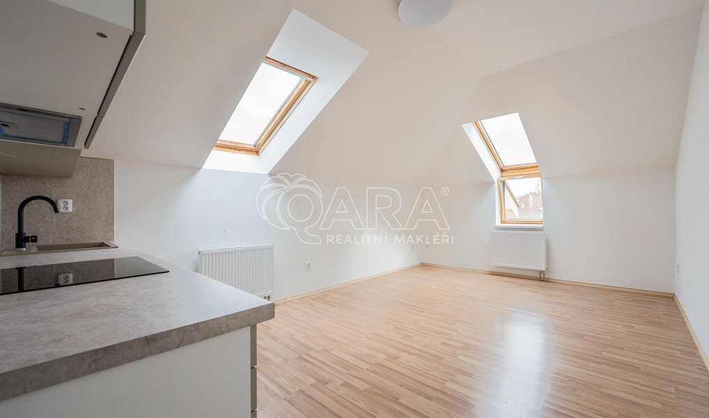 Pronájem bytu 1+kk 31 m², Písek – náhled fotky 4