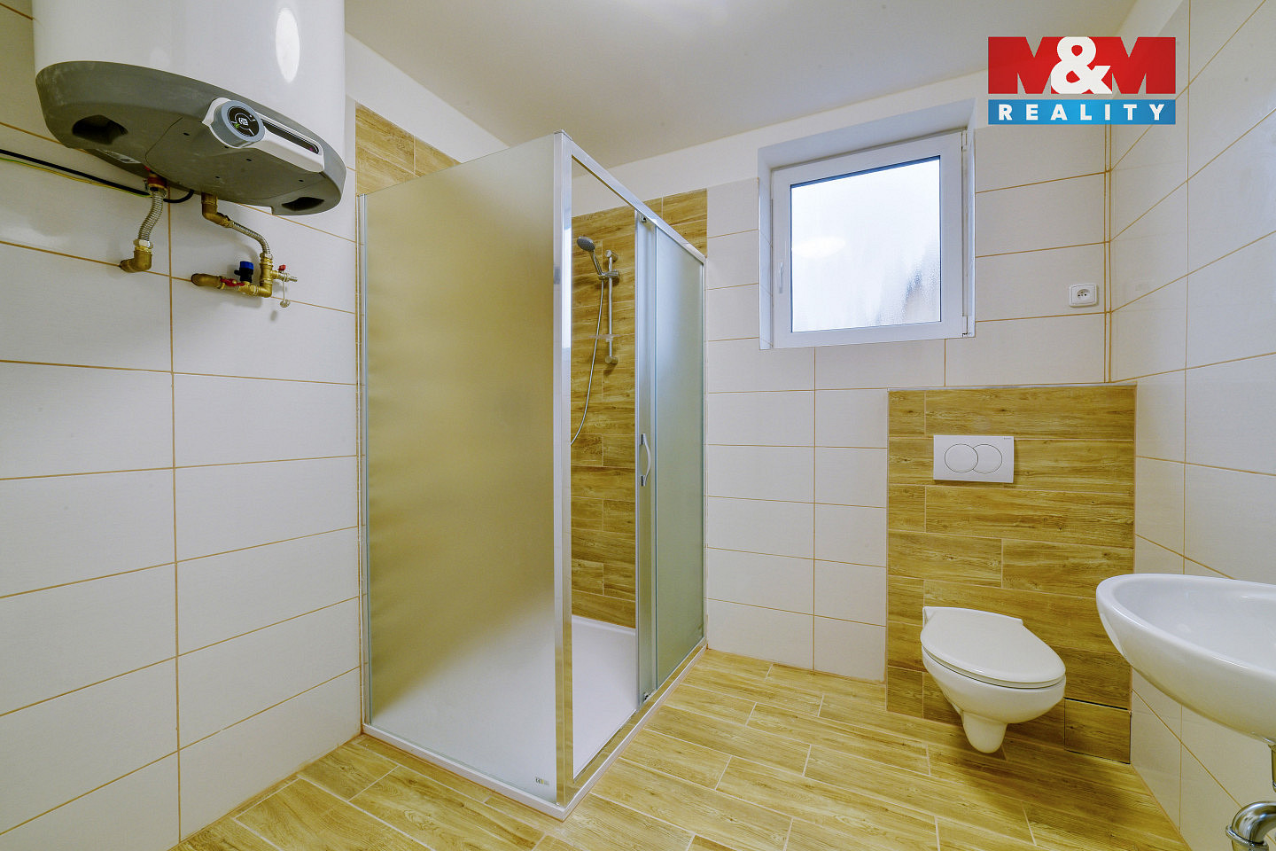 Prodej nájemního domu, činžáku 218 m² — photo 4