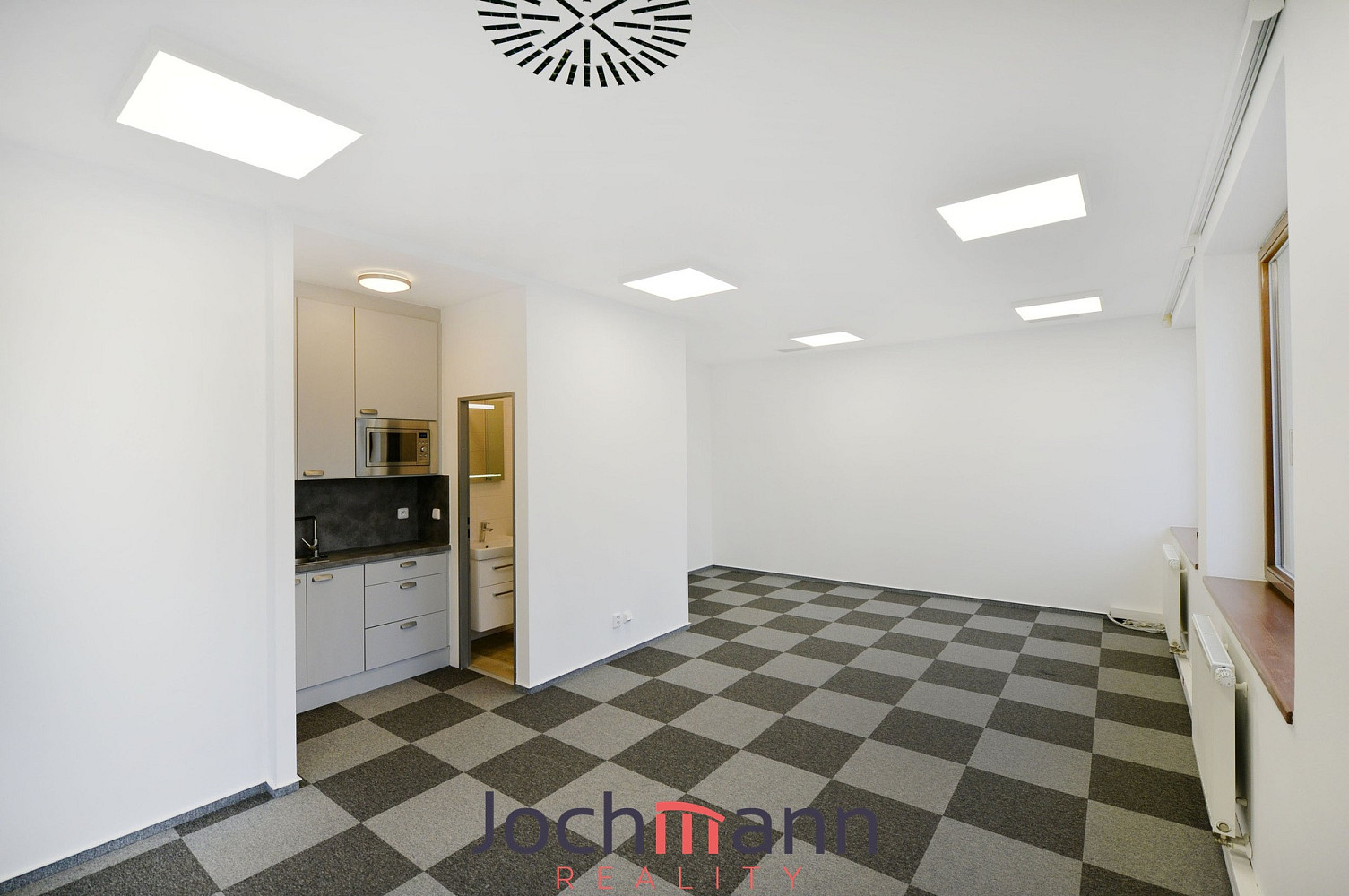 Pronájem kanceláře 32 m² – fotografie 2
