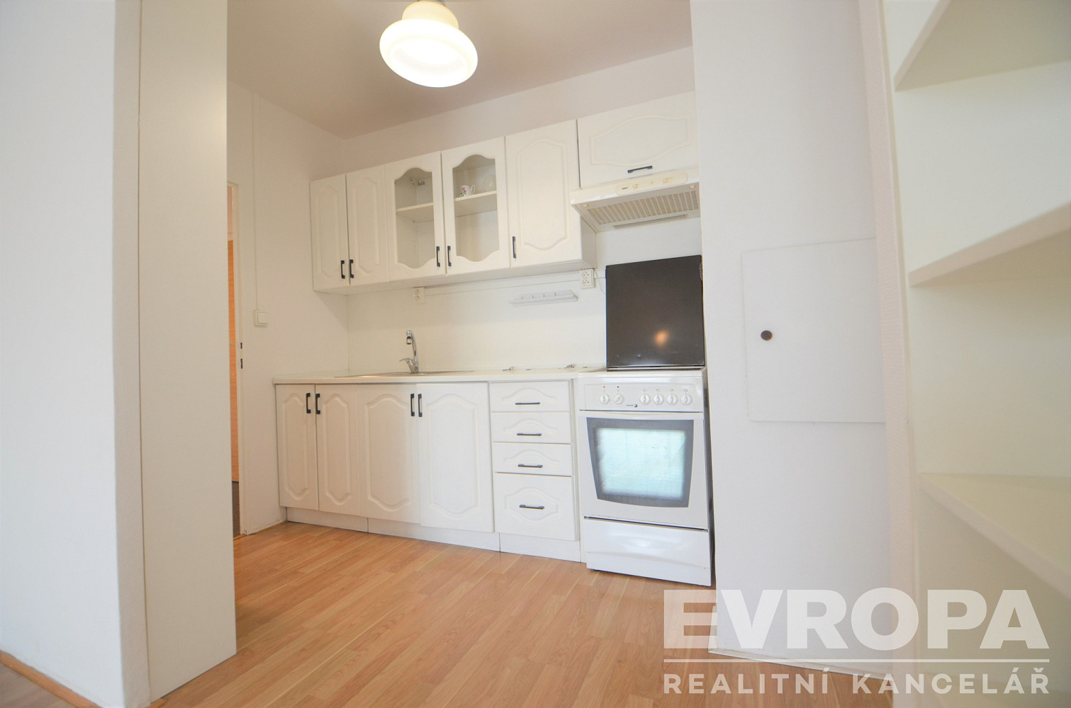 Pronájem bytu 2+kk 51 m² – fotografie 4