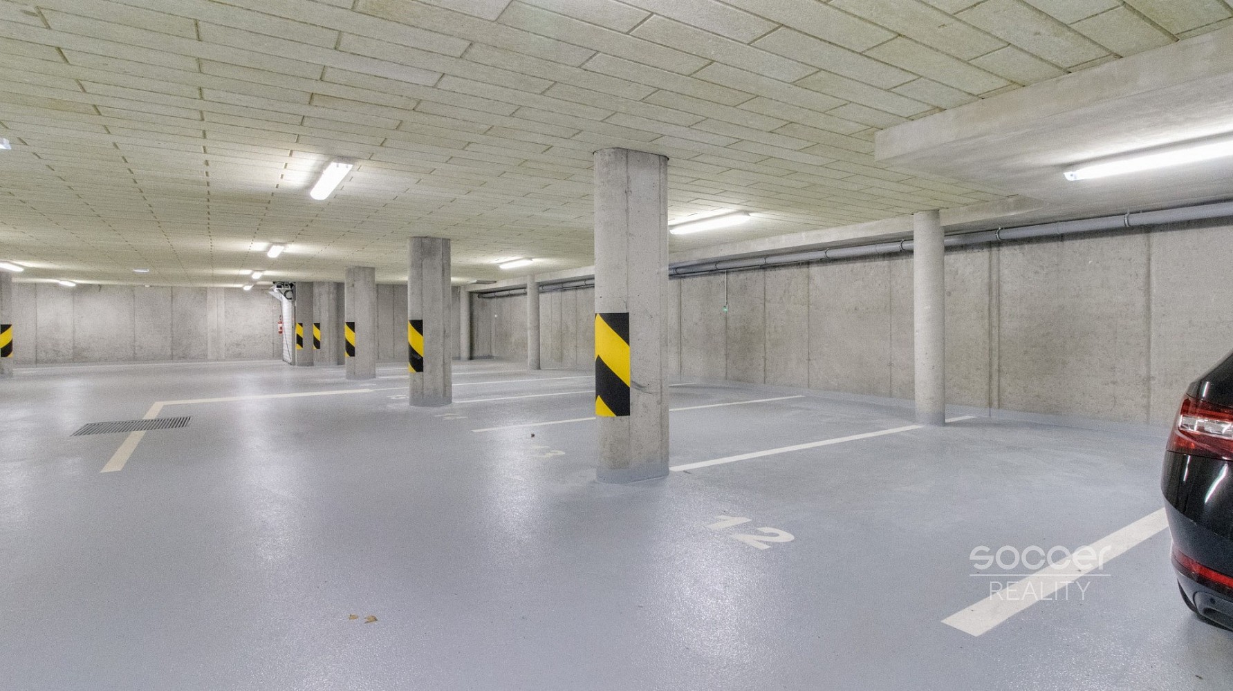 Prodej garážového stání 16 m2, ulice kbelská, praha 14-hloubětín.