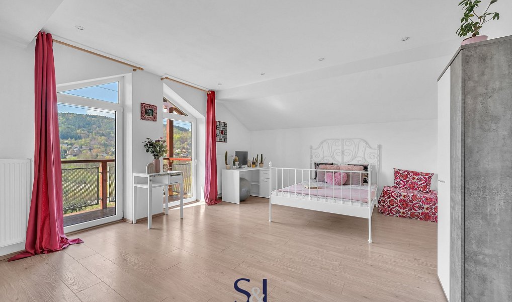 Prodej domu 318 m² s pozemkem 1 117 m², Turnov – náhled fotky 23