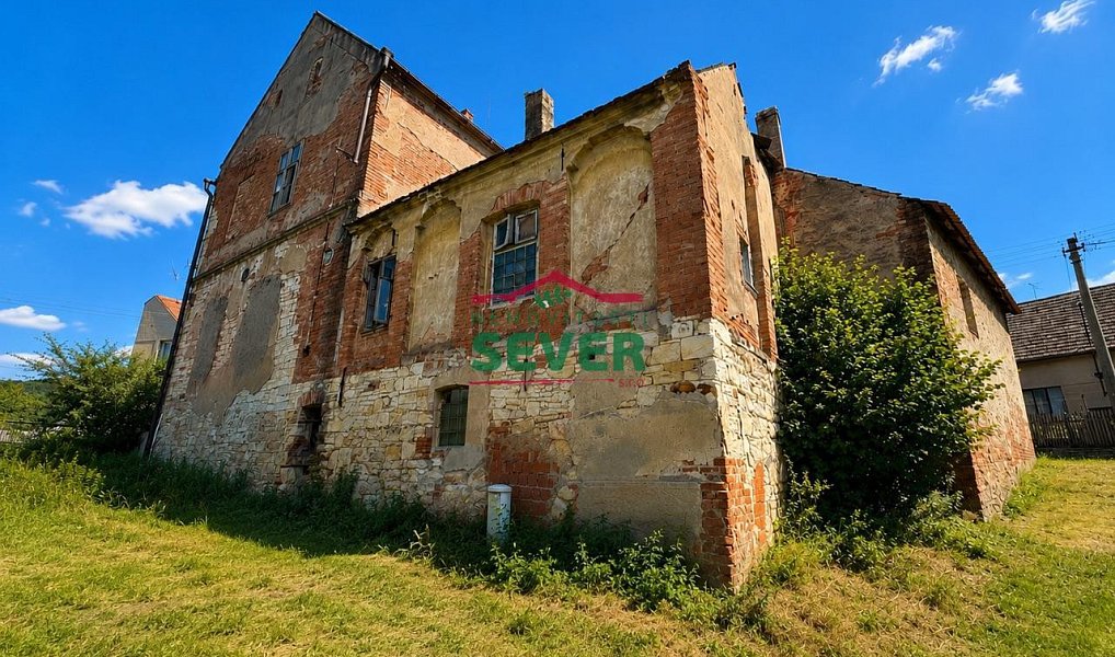 Prodej domu 300 m² s pozemkem 340 m², Domoušice – náhled fotky 10