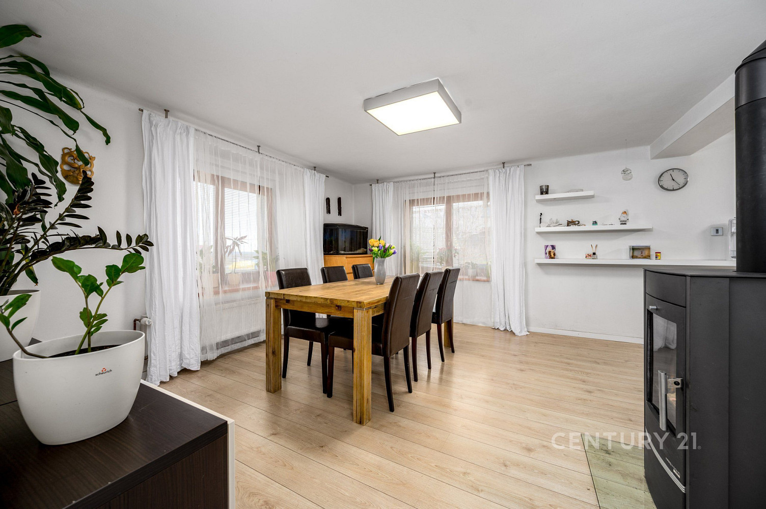 Prodej domu 231 m² s pozemkem 584 m² — photo 4