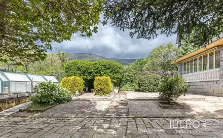 Prodej domu 1 651 m² s pozemkem 1 254 m², San Lorenzo de El Escorial, Španělsko