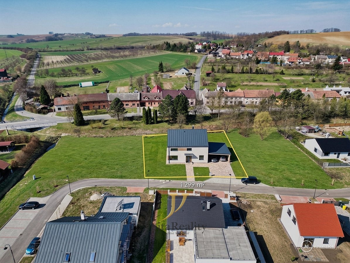 Prodej stavebního pozemku 1 299 m²