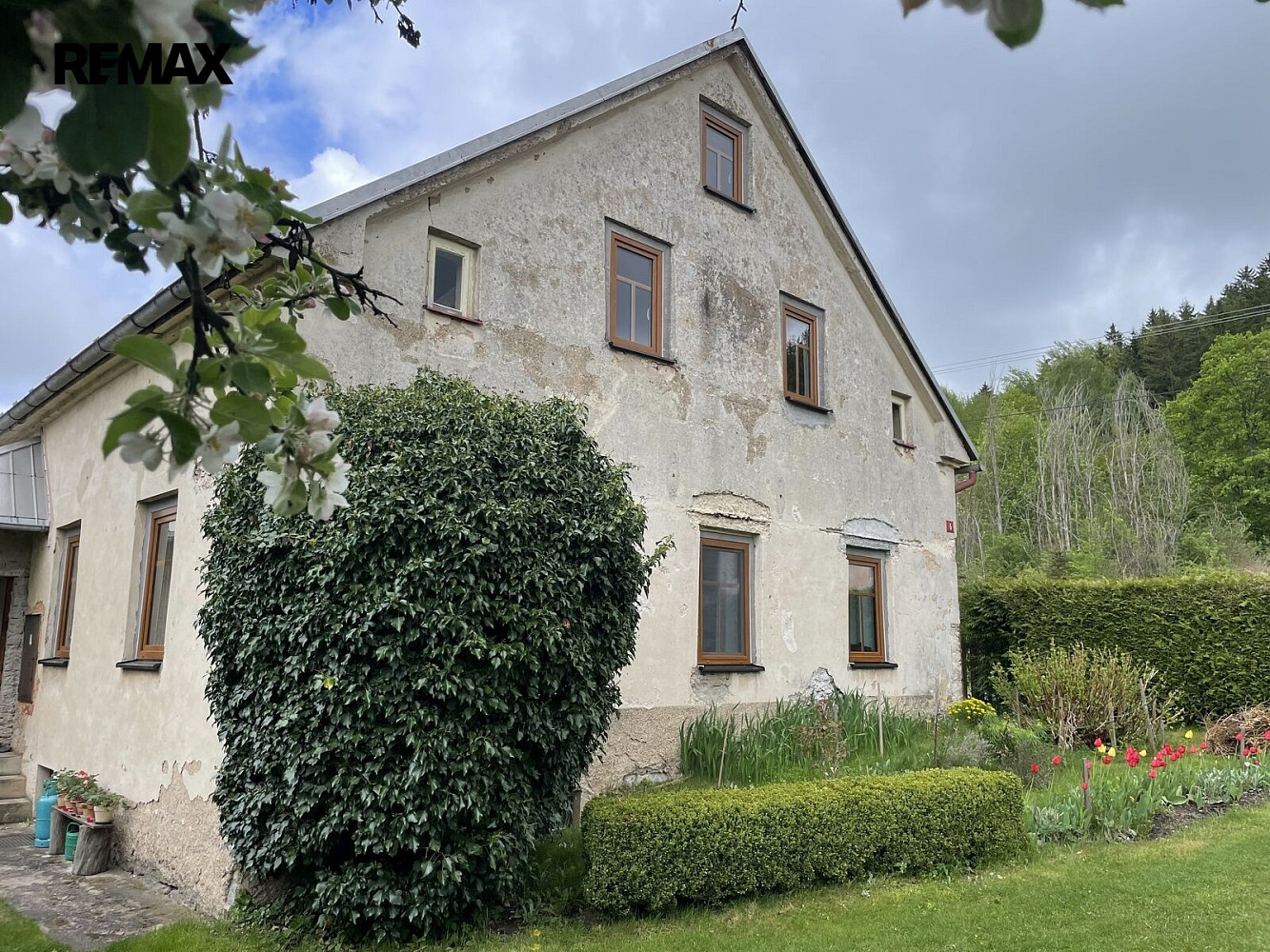 Prodej domu 110 m² s pozemkem 2 371 m²