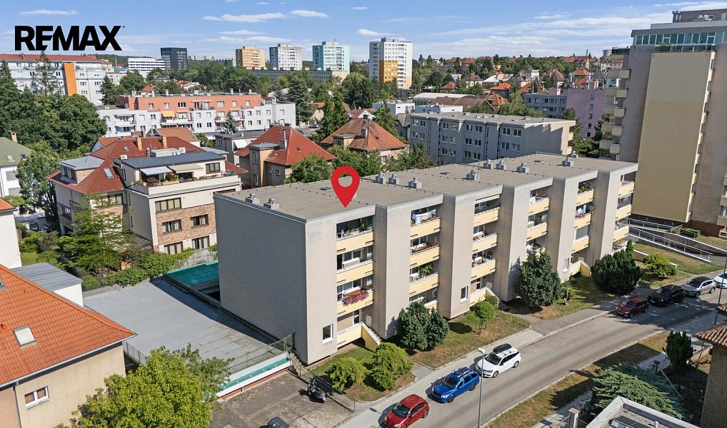 Prodej bytu 3+1 87 m², Praha – náhled fotky 33