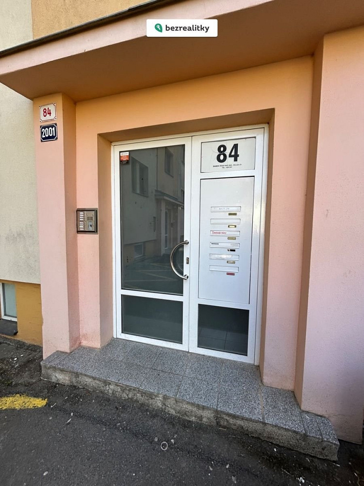 Prodej bytu 2+1 55 m² — photo 2