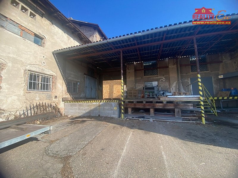 Pronájem skladovacích prostor 1 322 m² – pohled 5