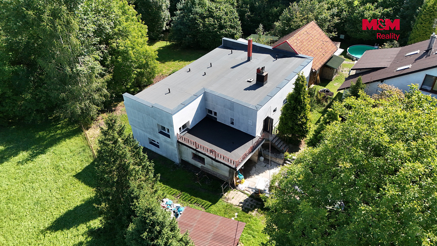 Prodej domu 180 m² s pozemkem 2 153 m² — photo 2