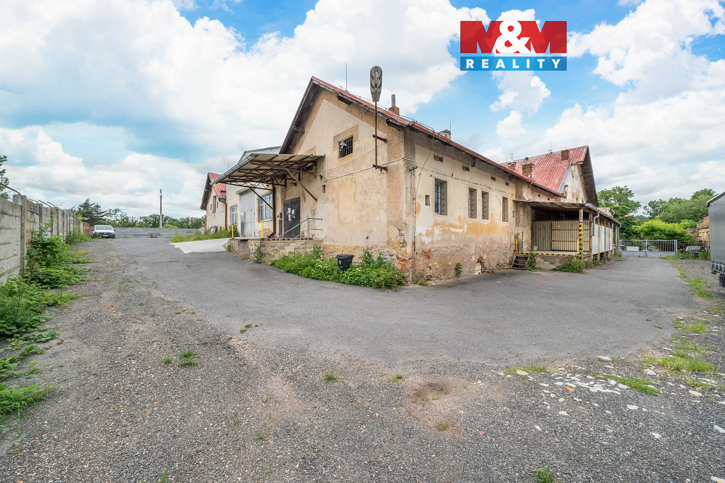 Pronájem skladovacích prostor 205 m²