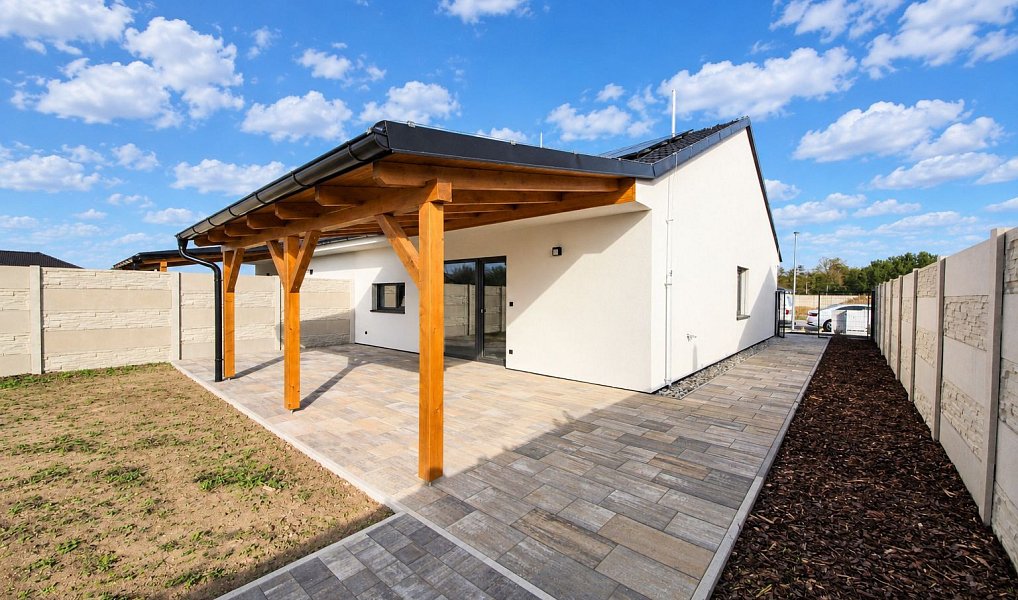 Pronájem domu 90 m² s pozemkem 500 m², Hevlín – náhled fotky 3